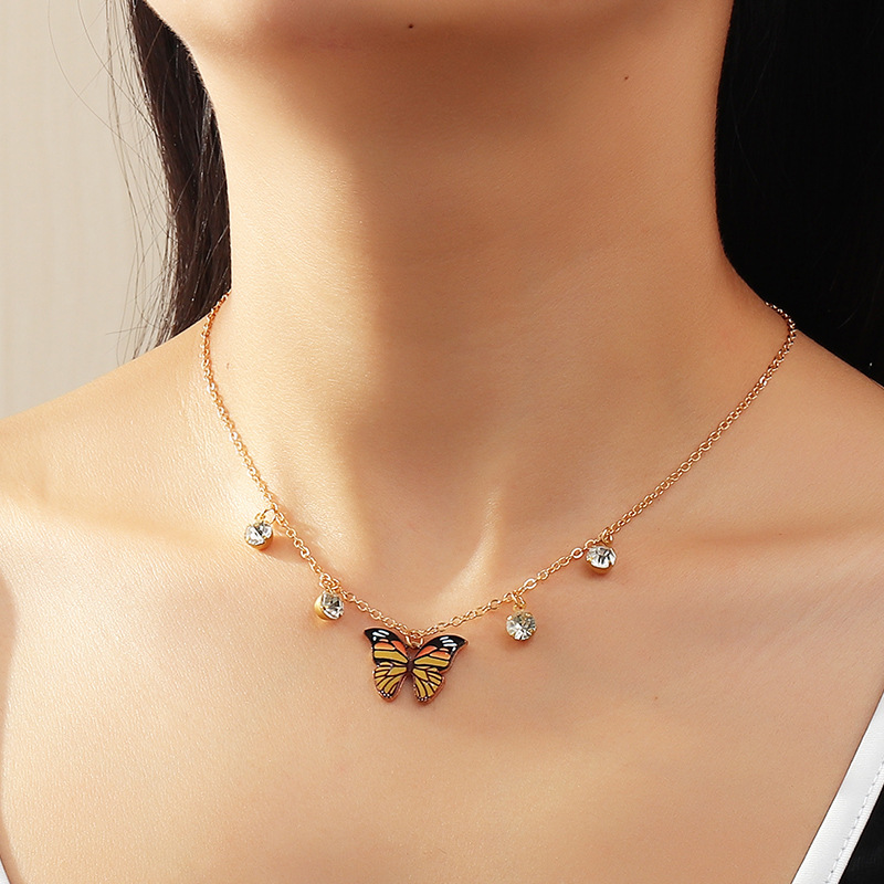 

2021 Summer Gold Butterfly Crystal Necklaces For Women Fashion Gold Pendant Necklace Chokers New Jewelry