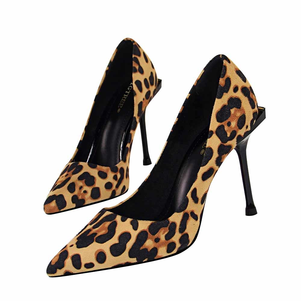 

from the Women's Emporium Bombs Foot Point High Leap Stamp Leopard Sliding In Groom Shoes 9BIA, Unkcamelunk