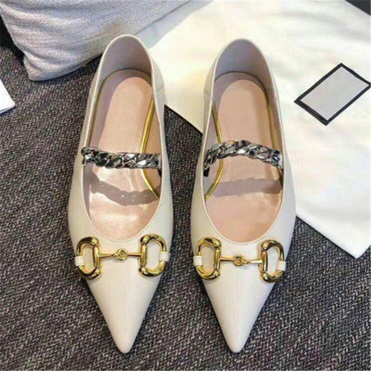 

2020 summer and fall new designer woman dress shoes fashion brand Pointed shoes Metal letter luxury lady Flat Casual shoes size 35-41, Black