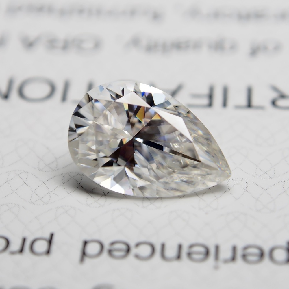 

2x3~10x14mm White D Color VVS1 Pear Cut Moissanite Stone With GRA Certificate