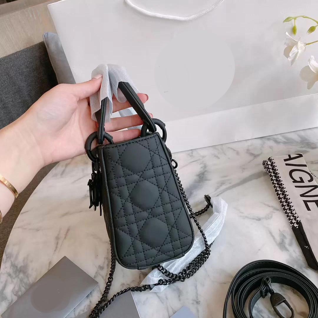 

Designer- Women Bag leather handbag with letters shoulder bag high quality leather Shoulder handbag, Red