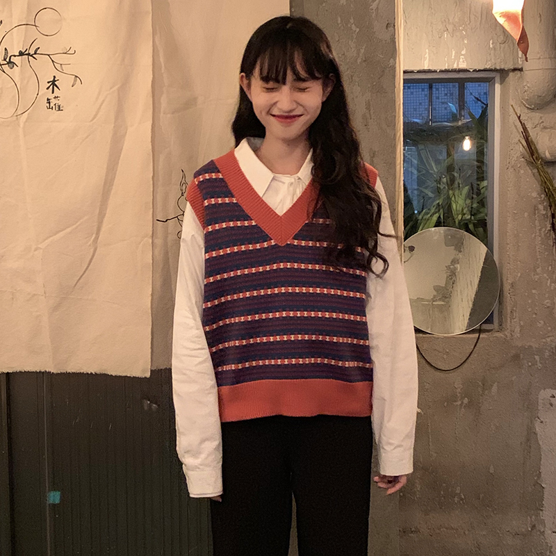 

2021 New Women's jumpers, knitted with low-sleeve striped v-shirt shirts, Korean loose sweater vest (c9301) RTP3, Same pictures