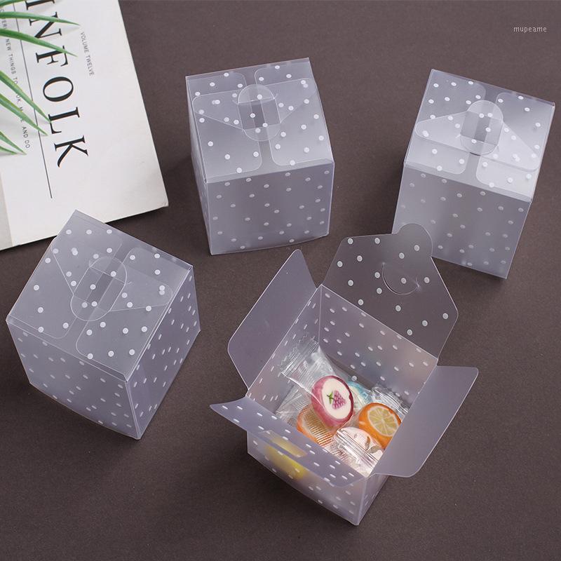 

DIY Frosted Translucent Polka Dot Candy Box 6*6*6cm PVC Chocolate Bags Christmas Gift Box Wedding Favor Party Event Decoration1