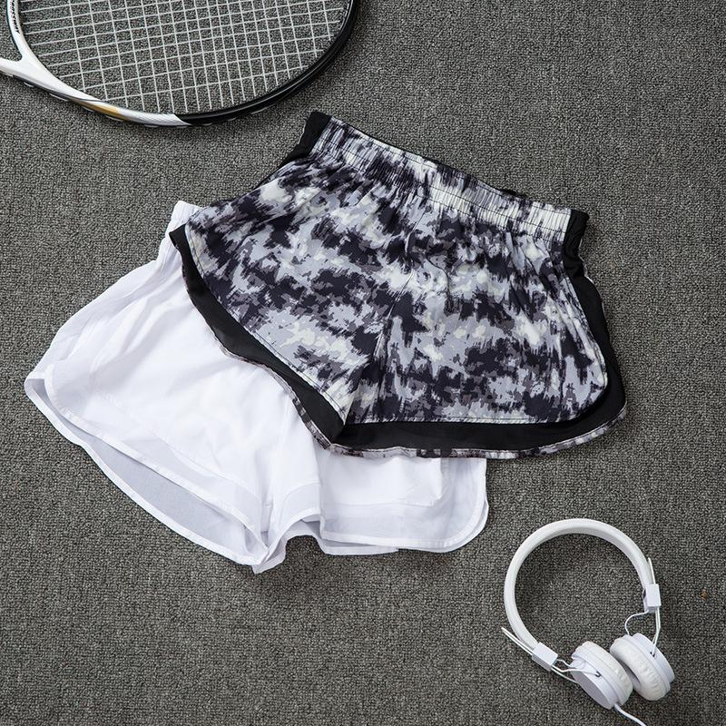 

Summer new fake two-piece sports mesh shorts anti-glare loose breathable running yoga fitness shorts women, Beige