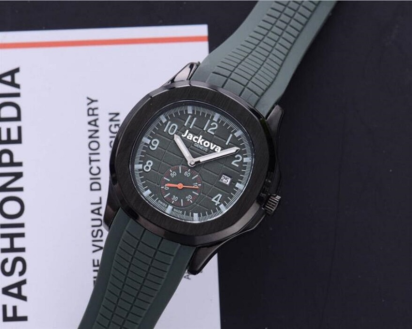 

New high quality Three needle series luxury mens watches 40 mm women Quartz Watch designer watches Fashion silicone strap square designer, Slivery;brown
