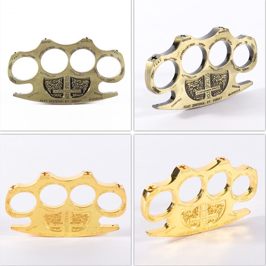 

2021 Spades Knuckle dusters Metal alloy Brass knuckles Self Defense tool Personal Security equipment Iron fists Boxing gloves FY476