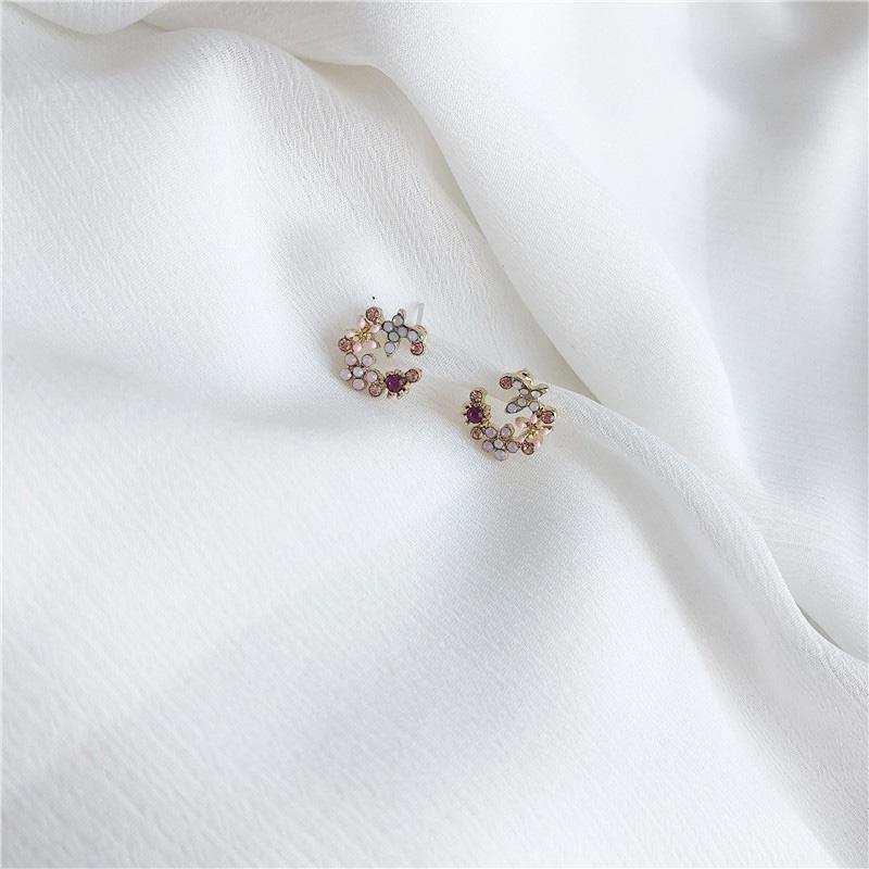 

Stud 1 Pair Women Earrings Jewelry Gifts Silver Plated Crystal Garland Flowers Ear