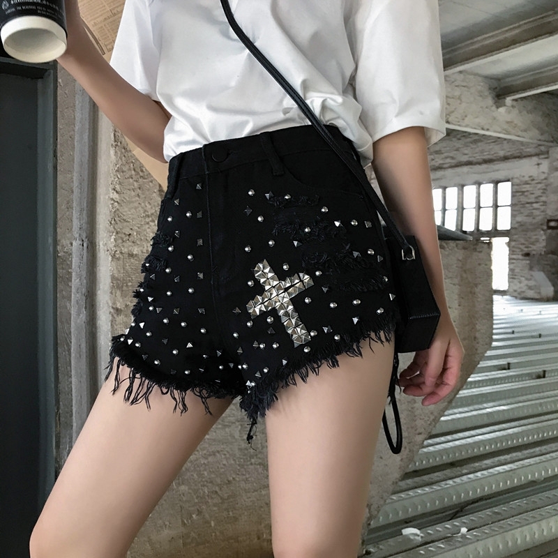 

Gothic Black/white/blue Rivet Hole Casual Loose Shorts Jeans Punk Women High Waist Shorts Female Summer Sexy Denim Shorts KZ85 Y200822, Beige