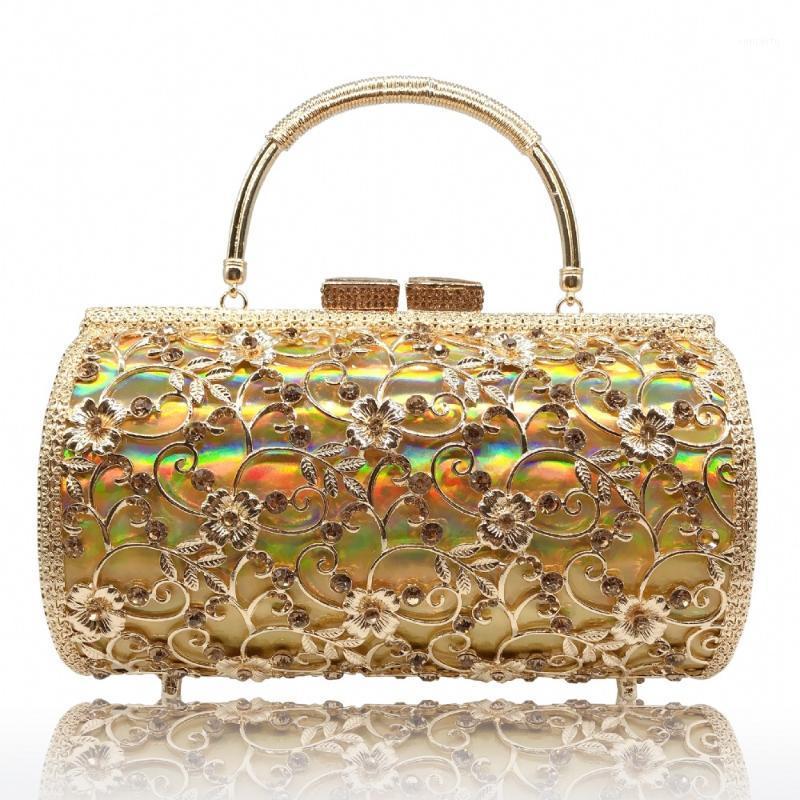 

New with Holes Metal Diamond Evening Bag Large Capacity Hard Box Handbag Banquet Women's Evening Dress Bag1, Black