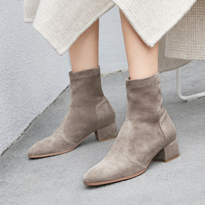 

2021 Women's Hot Boots Plus Size 22-26.5cm Long Suede Short Fashion Classic Handcrafted Toe Pointed Lambskin Insole KS8Q, Black suede