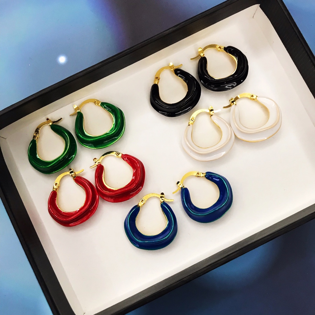 

Hot selling explosion models simple irregular fashion temperament designer earrings luxury designer jewelry women earrings