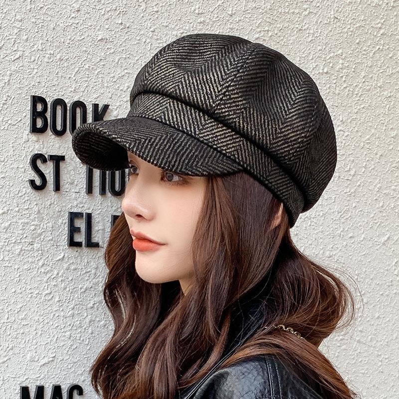 

2020 New Fashion 6-Color PU Leather Beret High Quality Solid Color Letter Printing Women's Hat Casual Cool Elegant Women's Hat, Black