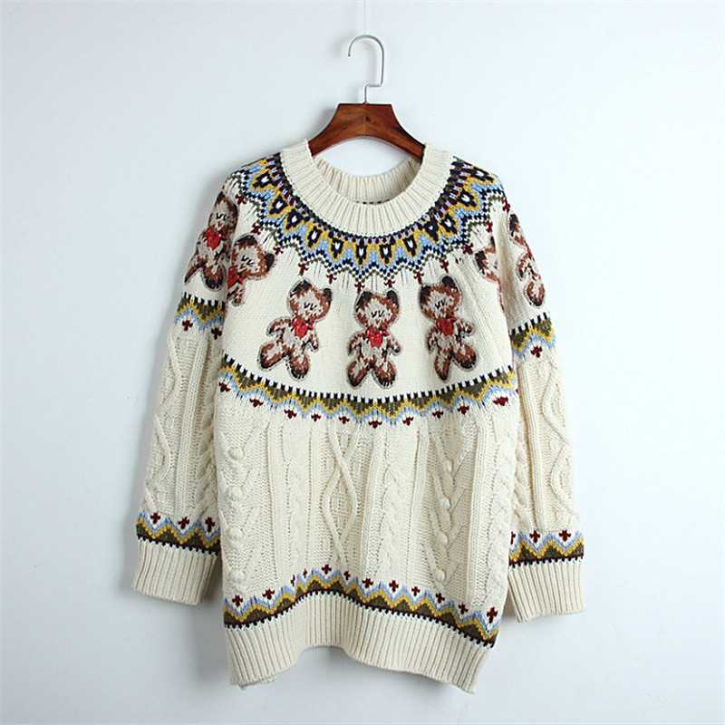 

2021 Winter New Thick Female Nightgown Beautiful Hook Hand Cartoon Bear Pullovers Around the Long, Hot Neck Crocheted Sea Red Tops 3ZBK, Beige