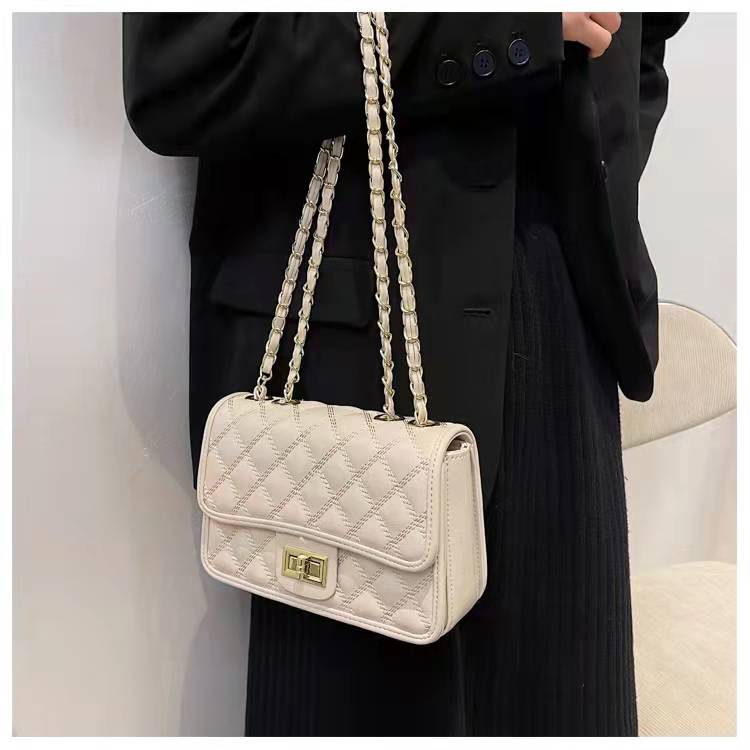 Diamond Lattice Cross Body Designer de luxe Messenger Sac Lady Cuir Flip Sac à main Sacs à main de haute qualité Mode Sacs à bandoulière HBP 06