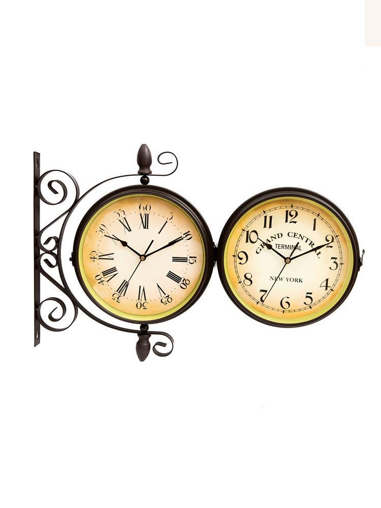 

European iron art double-sided wall clock creative double-sided display of simple living room household clock Retro