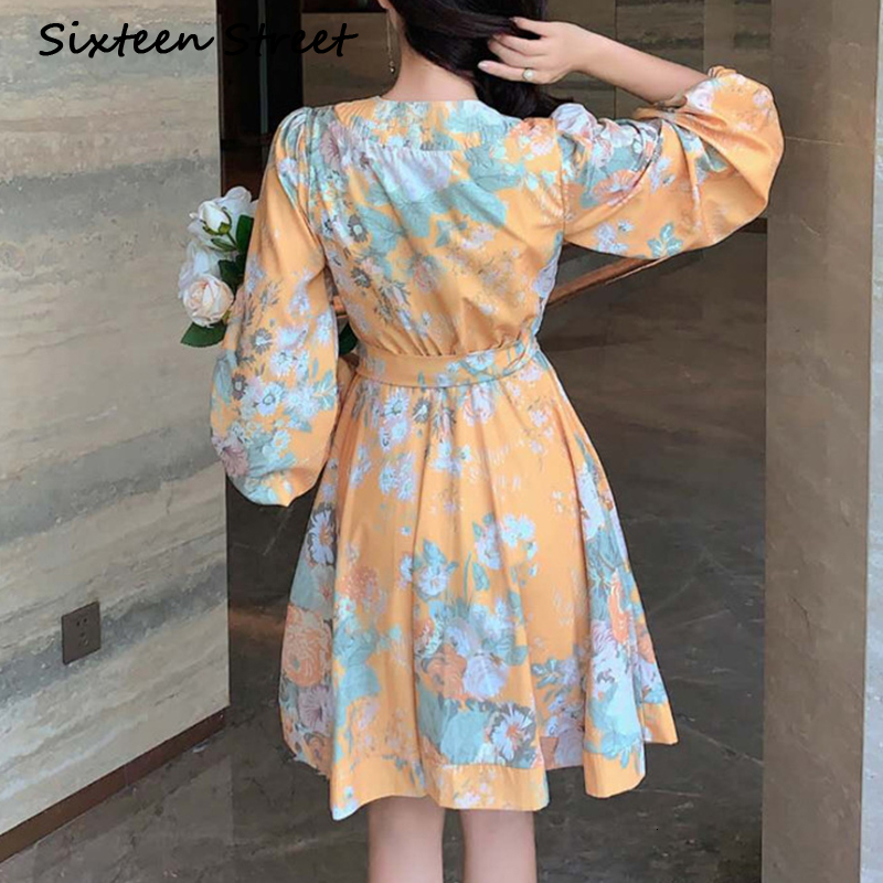 

2021 Floral Autumn Yellow Printing Woman Cotton Linen Dressed in Lace Up V-neck Puff Elegant Sleeve Women' Vintage Gowns Bb7g, The picture