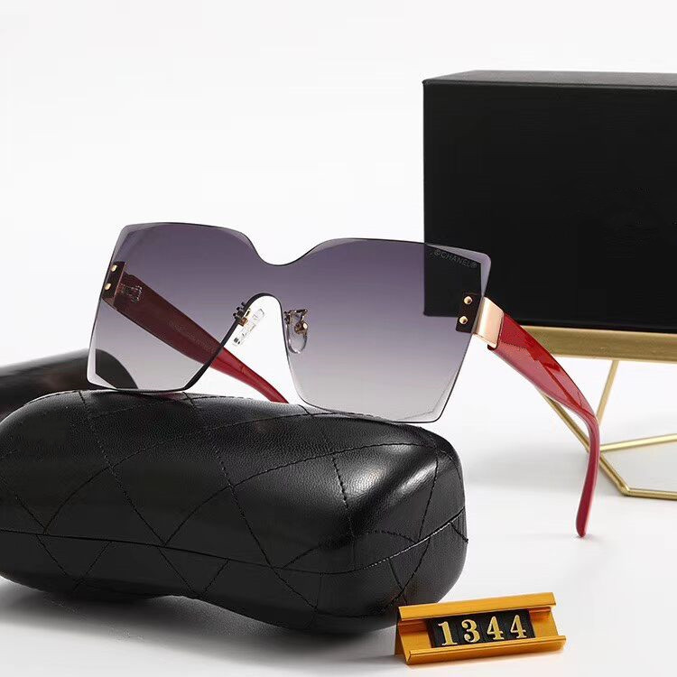 

MASCOT tyjsxj classic Popular sunglasses Retro Vintage shiny gold Summer unisex Style UV400 Eyewear come With box 2021 sunglasses, White;black
