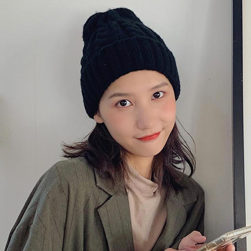 

Thick knit twisted pure color woolen hat W6B7