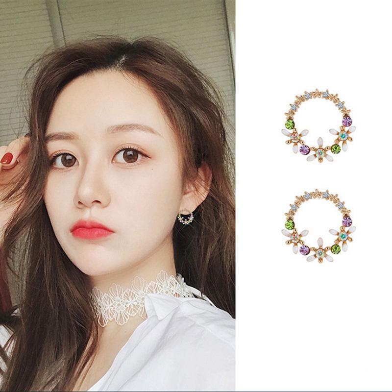 

Hot Selling Popular Fashion Wreath Ear Stud Earrings Silver Needle