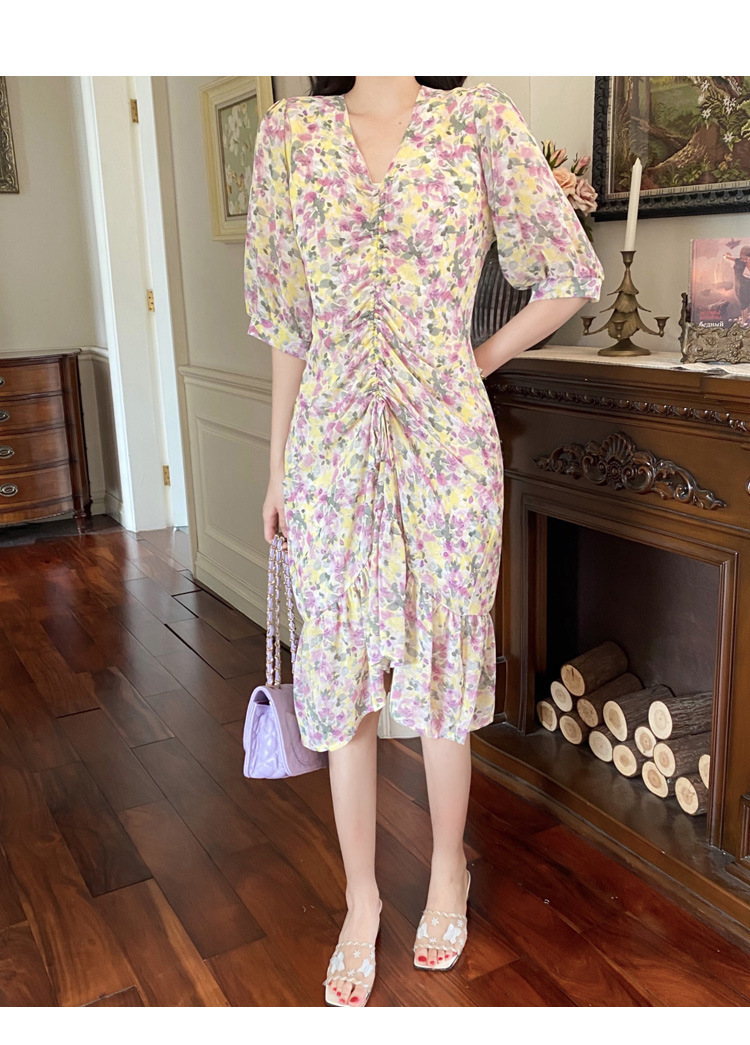 

2021 New Breastfeeding of women will see purple neckline in irregular French floral skirt temper cordon dressed as nursing 8IT4, Picture color