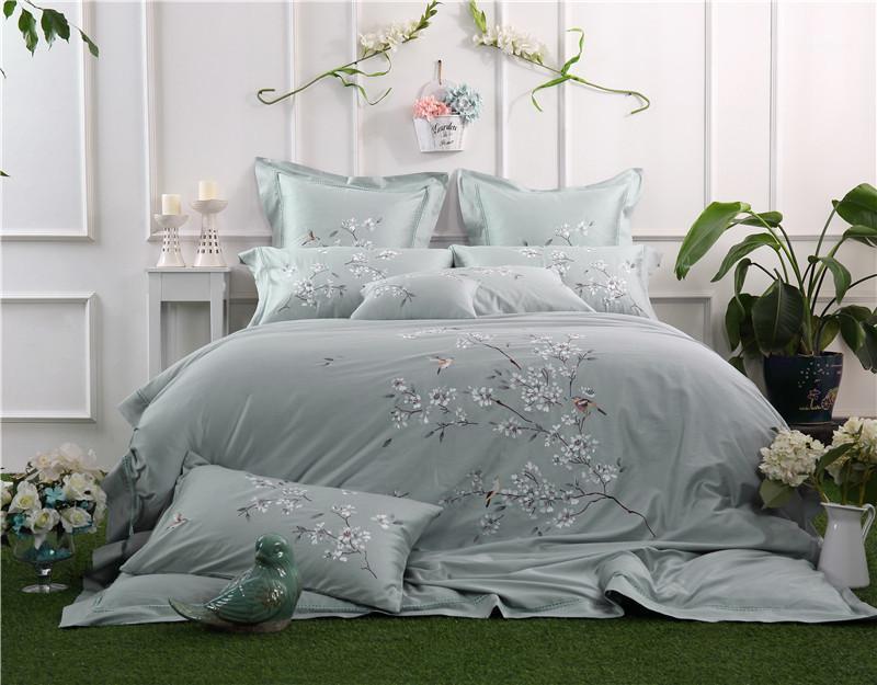 

100% Cotton Oriental Embroidery Bedding set Queen/King Size Grey Colo Floral Bed set Duvet cover Bed sheet Pillowcase1