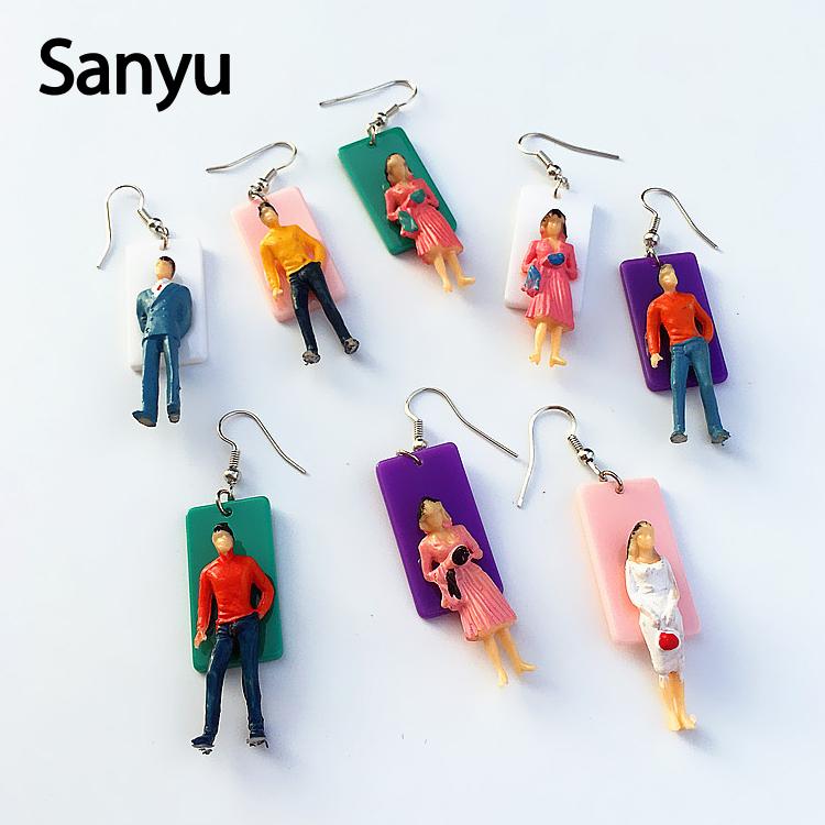 

New Funny Handmade Colorful Humanoid Villain Acrylic Drop Earrings Cartoon Figure Creative Unique Dangle Earrings for Women Girl