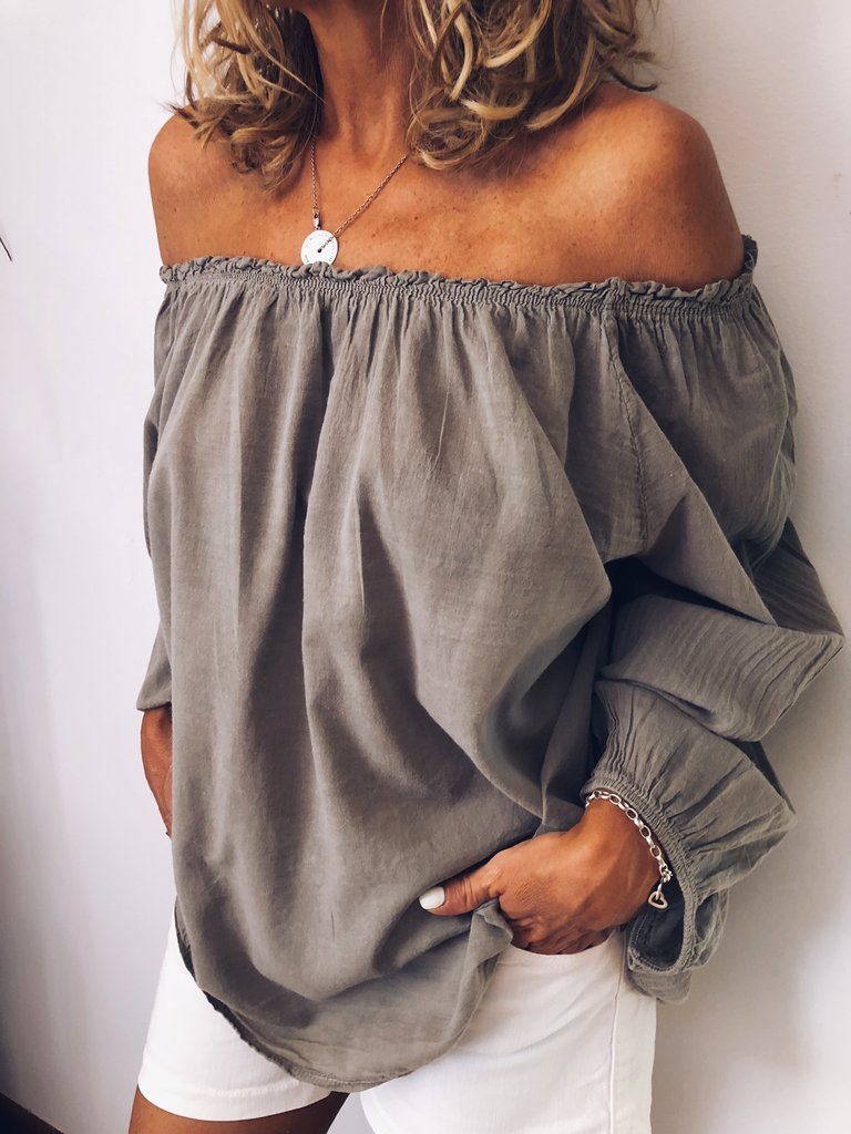 

Long sleeves a line of female turtlenecks in autumn 2020 NSW7, White