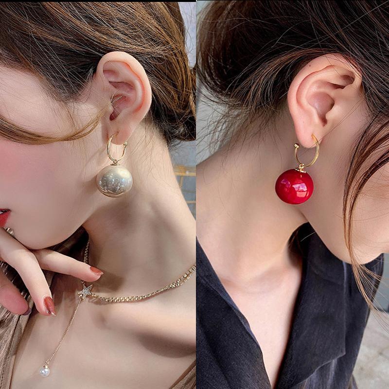 

Stud Korean Geometric Big Pearl Earrings 2021 Trend For Women Girls Simple Elegant Hanging Earring Female Wedding Party Jewelry