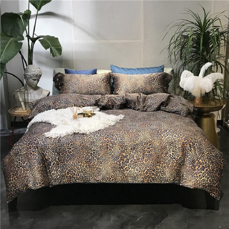 

CHAUSUB Leopard Duvet Cover Set 4PCS Satin Egyptian Cotton Bedding Set Silky Bed Sheets Pillowcase King  Size, Blue