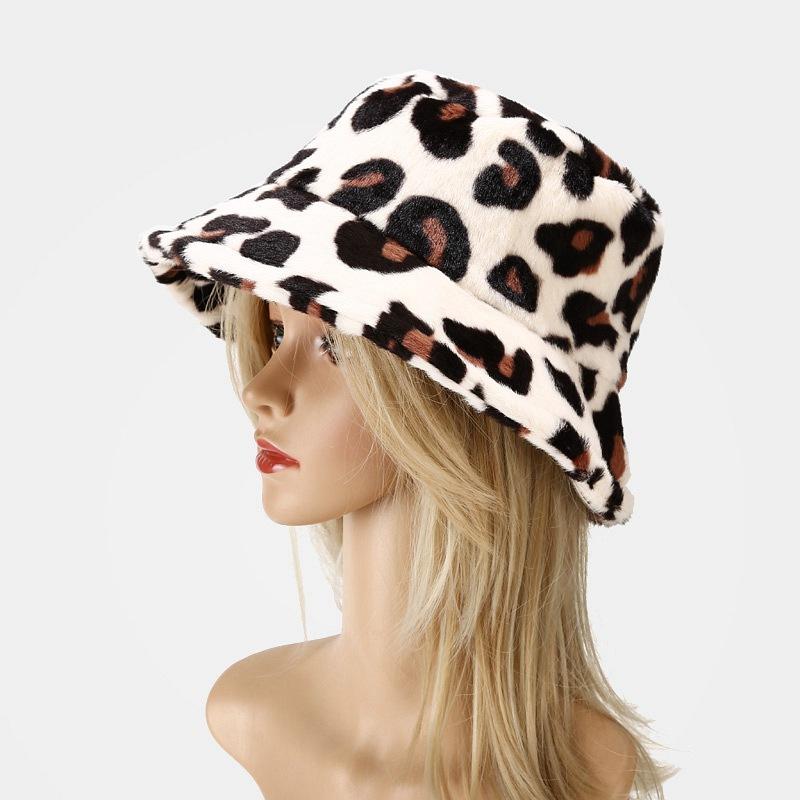 

2020 New Women Winter Vintage Leopard Plush Bucket Hats Female Warm Faux Fur Bucket Cap Ladies Sweet Cute Tourism Fisherman Hat, White