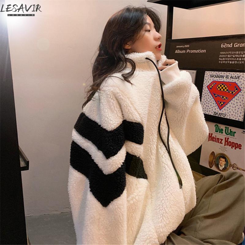 

2020 New Korean Version Loose Thick Furry Wild Faux Fur Lamb Plush Short Coat Female Autumn Winter, White