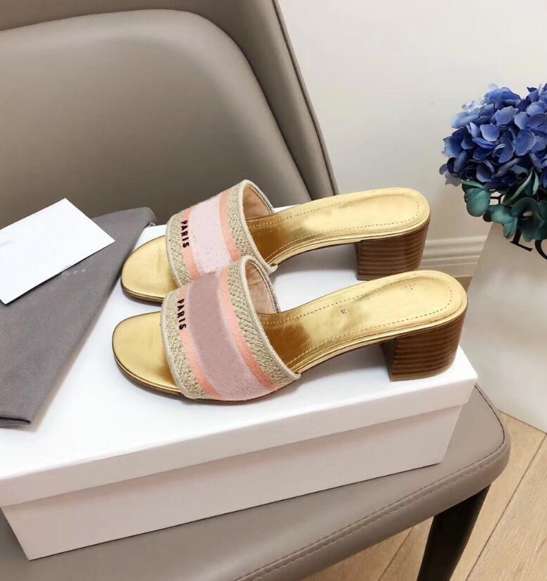 

Hot-brands Summer DWAY Slides Women's Sandals Embroidery D-straps Slipper Chunky Heels Beach Flop Flip Lady Walking Shoes With Box JGu