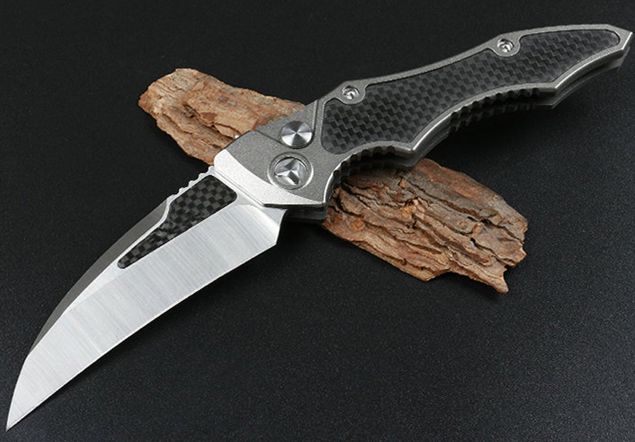 

High End Hawk PTF AUTO Karambit Claw Knife D2 Satin Blade 6061-T6 + Carbon Fiber Handle Tactical Knives With Retail Box