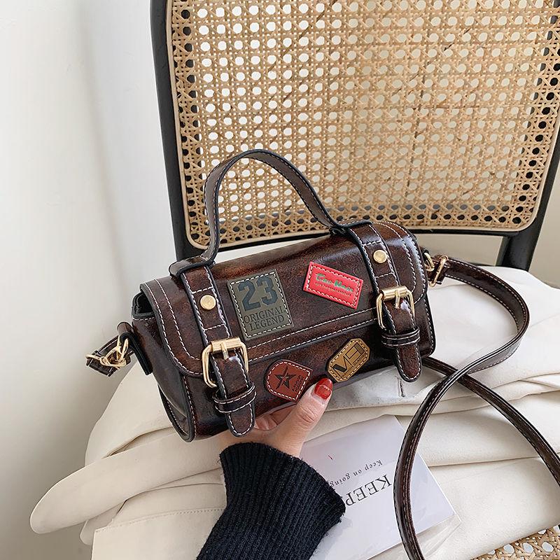 

Women Shoulder Bags 2021 summer new Korean version of the Messenger bag handbag chain wild crack printing wild shoulder bag, Black