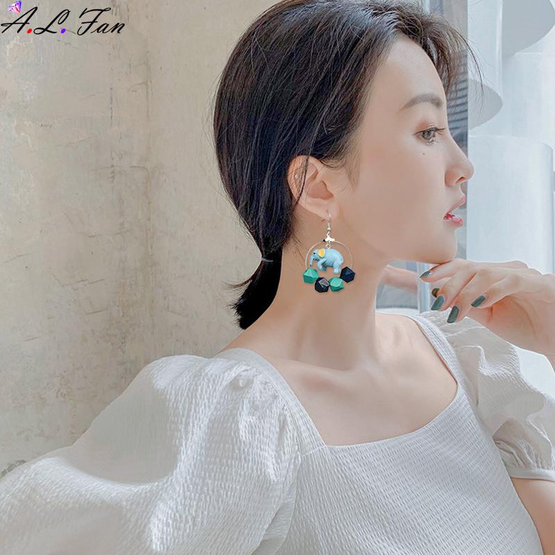 

Blue Elephant Earrings Fun Wood Women's Temperament Korean Long Tassel Pentagram Star Earrings Silver Stud Exaggerated