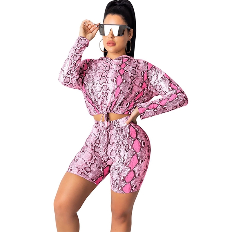 

2021 New Spring Summer Fashion Girl Style Serpentine Printing Long Sleeve Bandage Sports Pants Five-point Suit Shorts QIGD, Haji