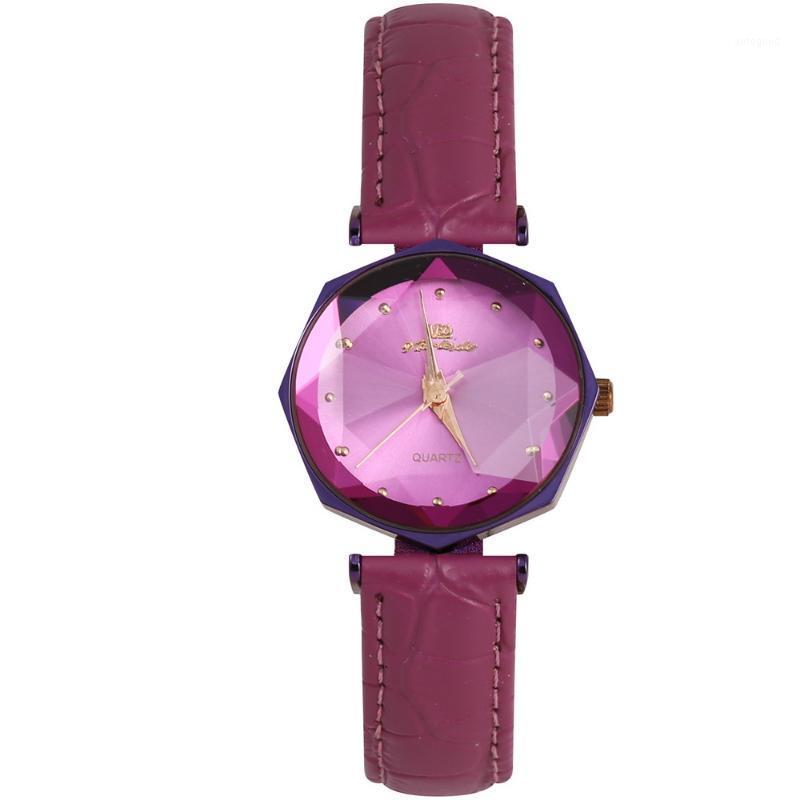 

Wristwatches VARLEDO Leather Women Wrist Watches Fashion Wild Watch Luxury Ladies Geometric Quartz Movement Watch1, Black