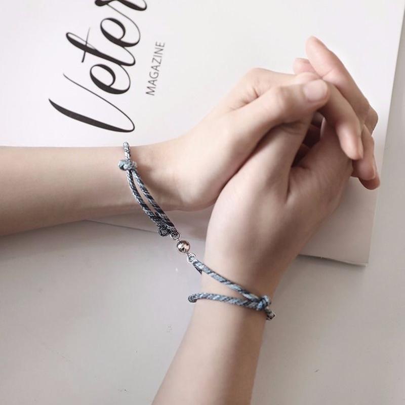 

Charm Bracelets 2021 2pcs/set Romantic Magnet Couple Bracelet Long Distance Braided Matching Valentine's Day Present Lover Gift