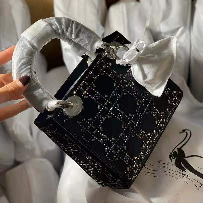 

Hot Seller ! 18cm Fashion Designers Rhinestone bags Bling Bling Diamond Lady Bags Letter Priting Leather Handbags Alloy Letters Hardware #1, Black