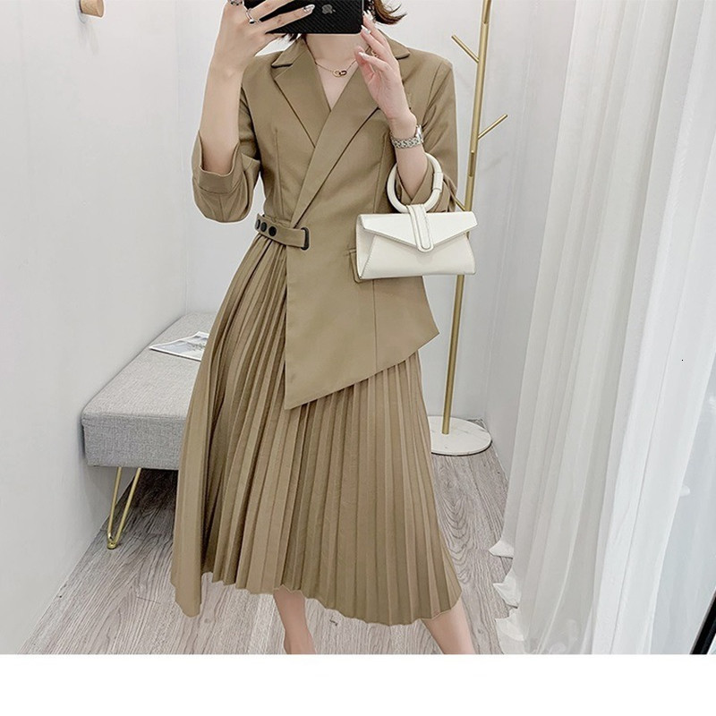 

2021 New Solid irregular tender color a word spring and autumn feminine fashion dress in commuting temperament 369L, Khaki.