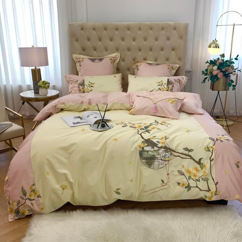 

Yellow Bedding Set Embroidery Duvet cover set Long-staple cotton Pillowcases Queen King Size Bed Bed Linen 4pcs 2020 new, Colour 1