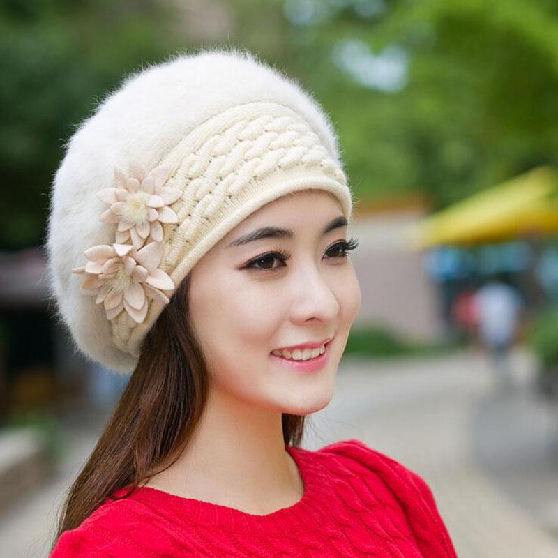 

2020 Beanies Women's Winter Hats Girl Knitted Bonnet Caps Winter Women's Hats Brand Ski Wool Fur Sports Beanie Skullies Hat, Beige