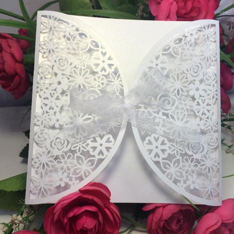 

40pcs/pack Romantic Wedding Invitation Card Shiny Pearl Paper Carved Flowers Floral Pattern Wedding Party Cards Festival Favors1