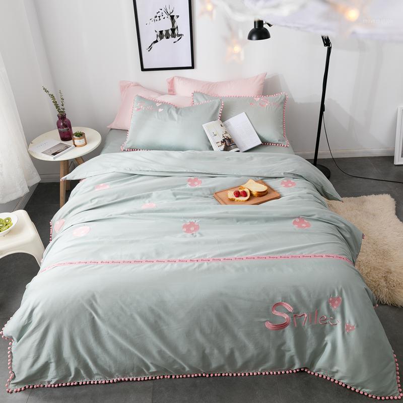 

4Pcs luxury Egypt Cotton Ice Cream Ball Bedding Set Embroidery Ribbon Duvet cover set Bed Sheet Pillowcases Queen King size1, Lb1