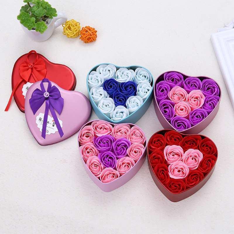 

11Pcs/Box Artificial Flowers Rose Soap Flower Heart Shape Diy Wedding Decoration For Souvenir Valentines Day Gifts Flore1