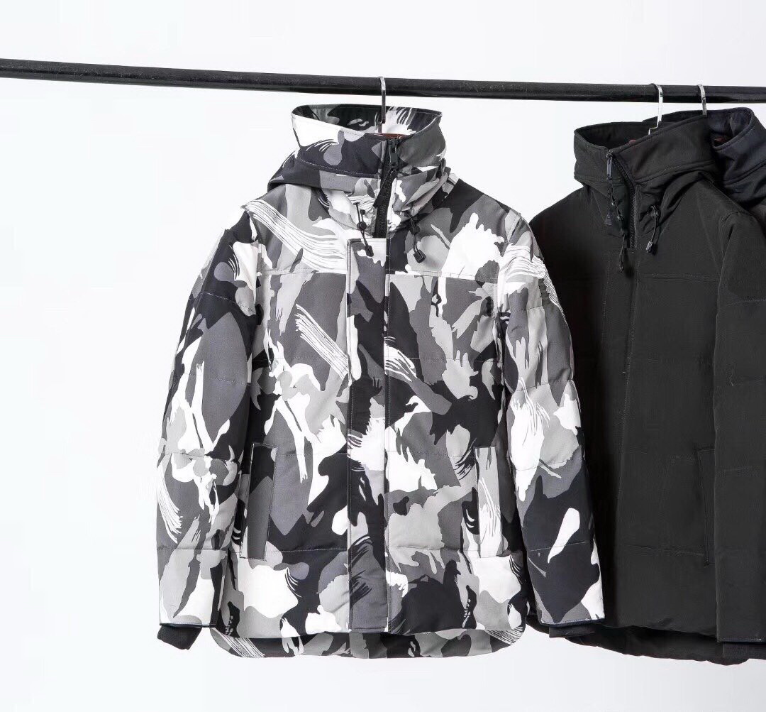 

Men Women Winter Down Coat Hooded Puffer Jacket Winter Coat Down Clothes Puffer Jacket Sportwear Outfit Hooded Outfit Running Jacket Outwear, Black