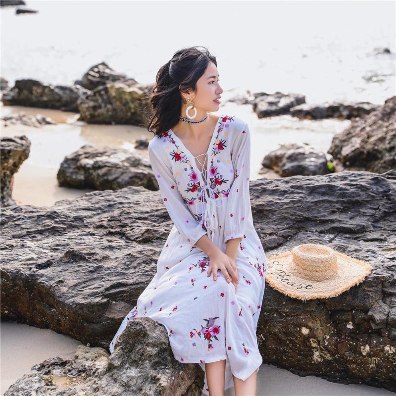 

High Quality Luxury Beach Style White Boho Long Dress Chiffon Vintage Floral Embroidery Tassel Maxi Dresses Women Lace-Up Dress1, Xaq720