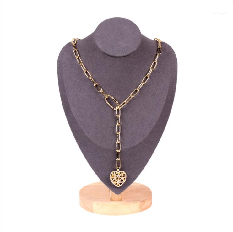 

Chains Crystal Zircon Hollow Heart-shaped Pendant Necklace Hip Hop Screw Buckle Thick Chain Women1