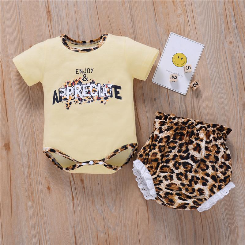 

2PCS Baby Girl Summer Clothes Short Sleeve Letter Print Bodysuit + Leopard Bloomers Set, Cream color