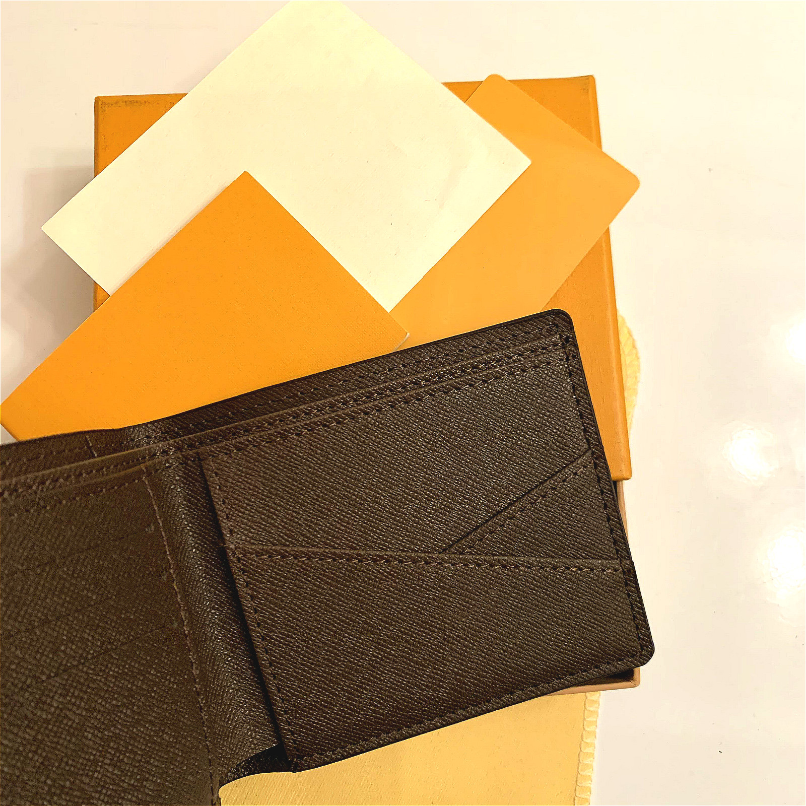 

2021Top High quality designers wallets cardholder France Paris plaid style luxurys mens wallet designers women wallet high-end luxurys designers wallet with box, Have box